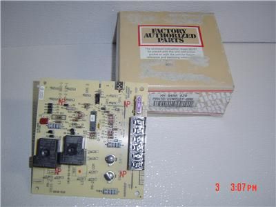 CARRIER / BRYANT PRINTED CIRCUIT BOARD HH84AA020  