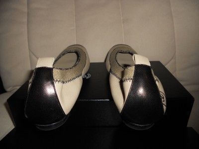 CHANEL Stretch Leather Two Tone CapToe Ballet Ballerina Flat Shoes 