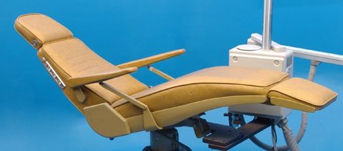 RITTER ELECTRIC DENTAL EXAM CHAIR & ADEC EXCELLENCE SYSTEM 60 DAY 